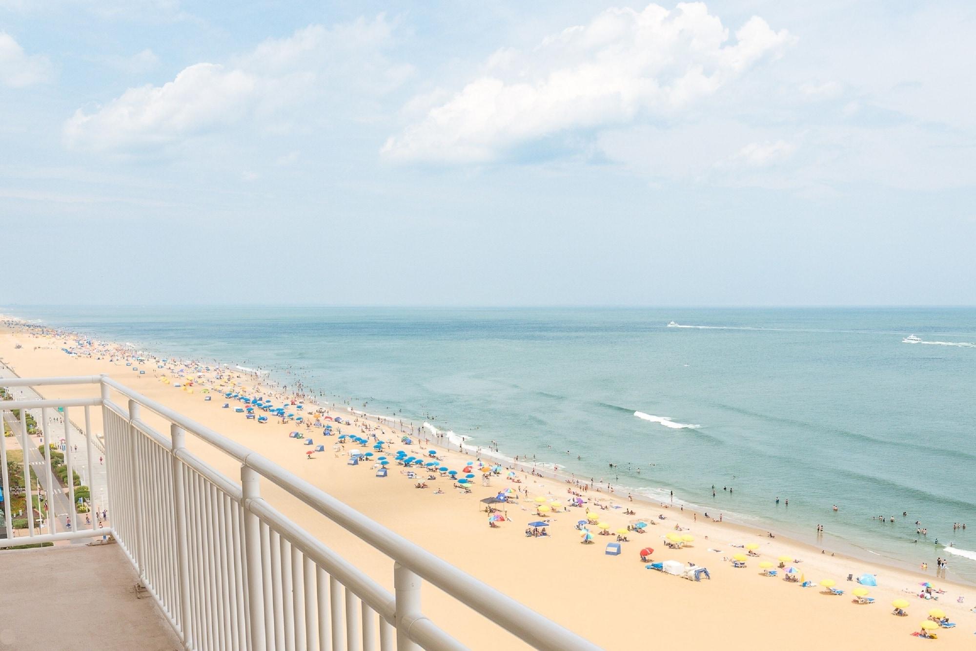 וירג'יניה ביץ' Comfort Suites Beachfront מראה חיצוני תמונה