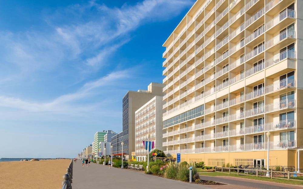 וירג'יניה ביץ' Comfort Suites Beachfront מראה חיצוני תמונה