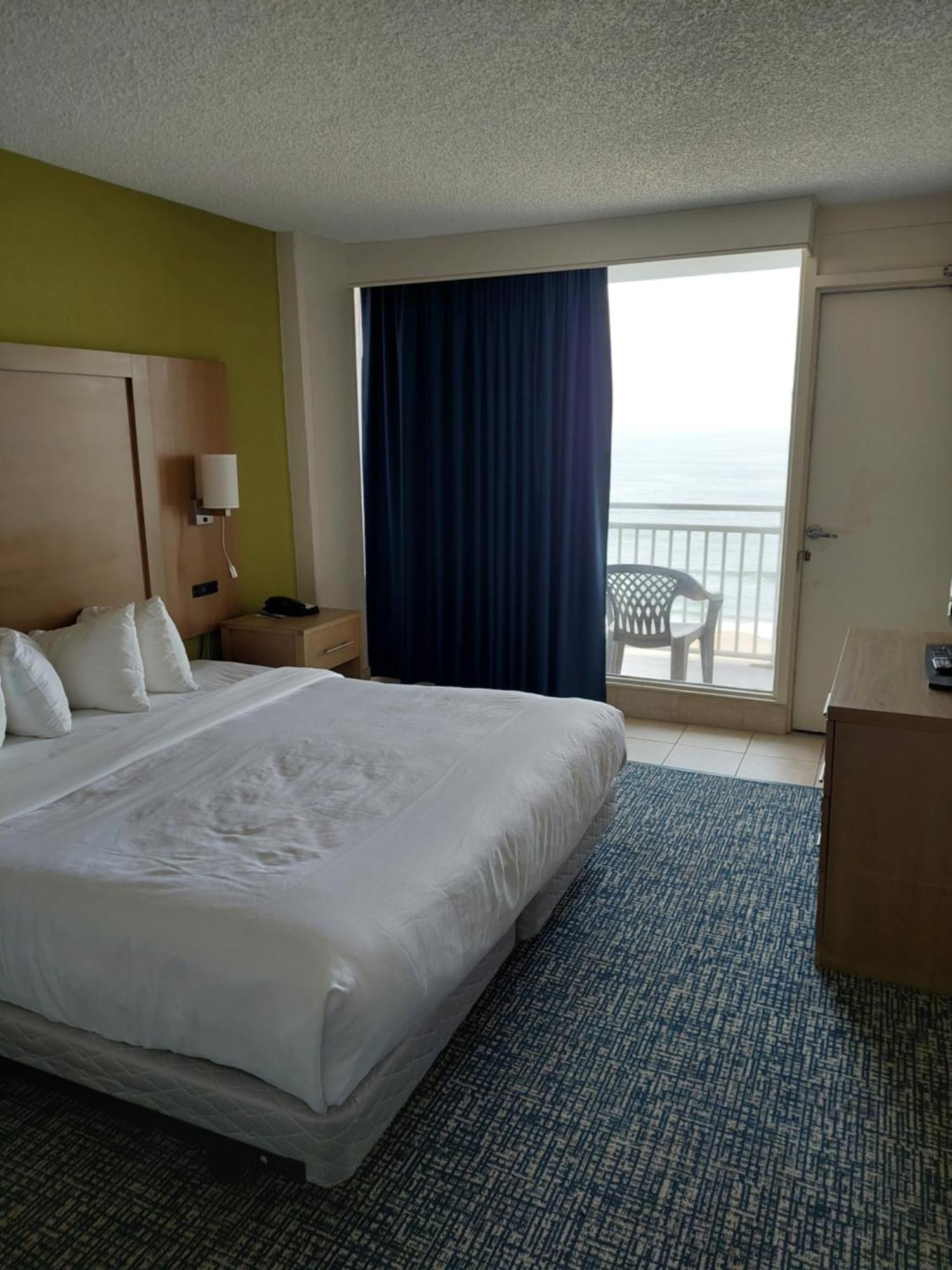 וירג'יניה ביץ' Comfort Suites Beachfront מראה חיצוני תמונה